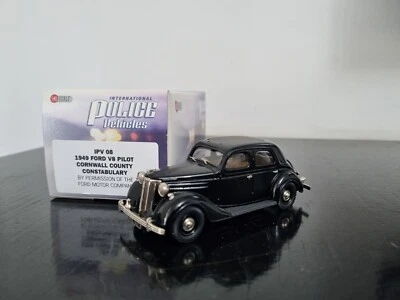 1/43 Brooklin / IPV08 1949 Ford V8 Pilot Cornwall Country Constabulary - Image 1 of 2