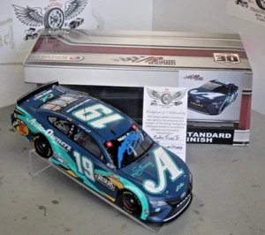 2021 Martin Truex Jr. Auto Owners Sherry Strong 1/24 Action Diecast Autographed - Picture 1 of 2