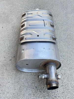 Silenciador de escape con válvula Chevy Silverado GMC sierra 1500 OEM Foto 1 de 2