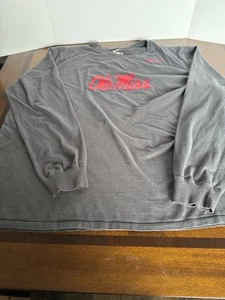 T-shirt Ole Miss Rebels The Nike XXL manica lunga multicolore usata - Foto 1 di 9