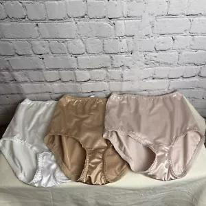 Vintage Vanity Fair seidiges Nylon Sissy Stützhöschen Satin Baby 40301 6/MED 3ER-PACK - Bild 1 von 12