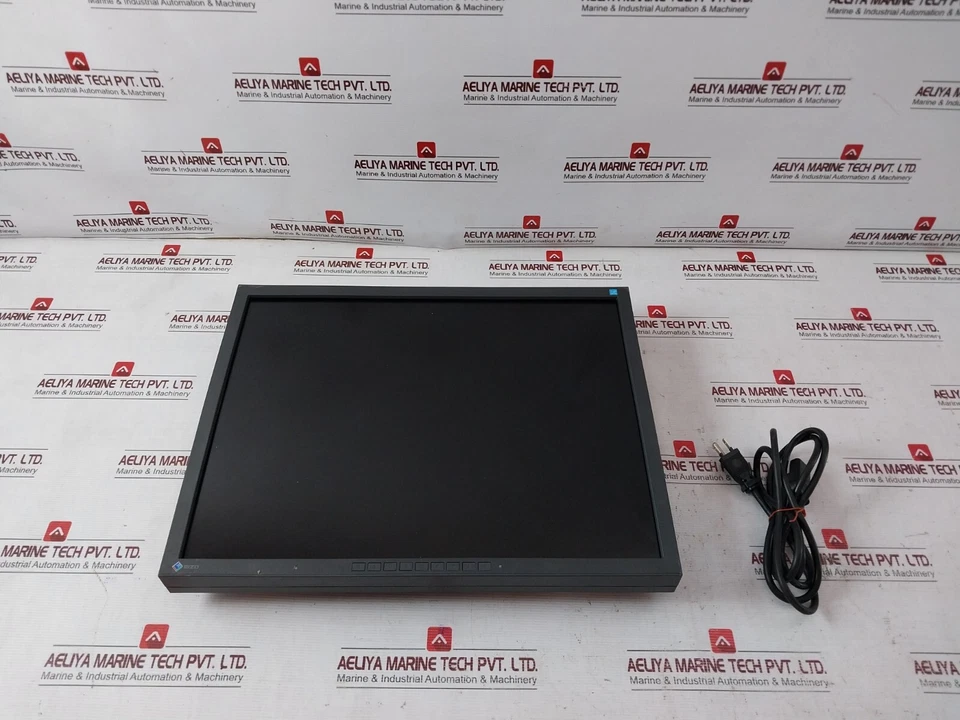 EIZO S2133 IPS LCD Monitor Flexscan 100-120V/200-240V-50/60HZ 0.8A/0.5A 54 CM - Image 1 of 4