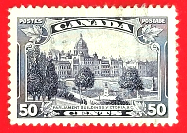 Canada Stamp 226 "Parliament Victoria BC" Used - Image 1 of 1