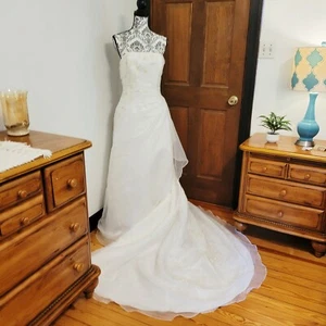 NWT Impression Ashley Jordan Bridal Gown V443 Sz 10 - Picture 1 of 12