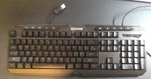Battletron Gaming Tastatur 100 prozent mit Task menü - Bild 1 von 1