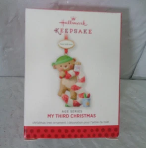 2013 - Decorazione Hallmark - Il mio terzo Natale con adesivi - Foto 1 di 1