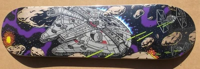 Santa Cruz X Star Wars 2015 "Millennium Falcon" tabla de skate rara Foto 1 de 4