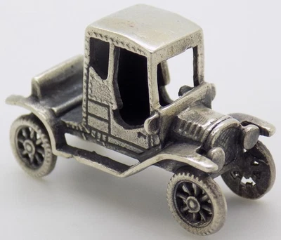 Винтажная итальянская миниатюра классического автомобиля ручной работы из настоящего серебра от Raspini Jewels - Изображение 1 из 4