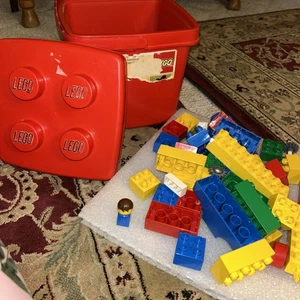 1991 Lego Classic Red Basic Storage Container Lid Handle Building Set 32 Pieces - Picture 1 of 3