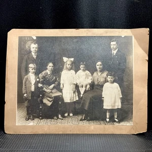 Antique Family Portrait 2 Parents Four Children Victoria Era Large 16.5 X 12.75 - Picture 1 of 13