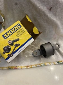 Suspension Trailing Arm Bushing Rear Moog K200064 Brand New - Picture 1 of 4