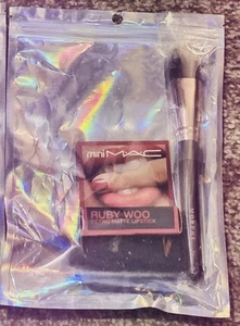 Mac Mini Matte Lipsticks Ruby Woo & Morphe R46 Powder Cream Brush Bundle Gift - Picture 1 of 1