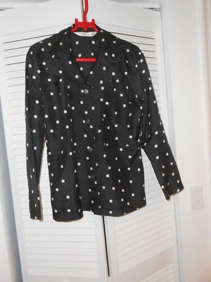 BLUSA DE SEDA LEON MAX---PRETA COM BOLINHAS BRANCAS - Imagem 1 de 2