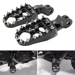 Front Wide Fat Foot Pegs Footrests For Bonneville T100 T900 01-15 SU - Picture 1 of 6