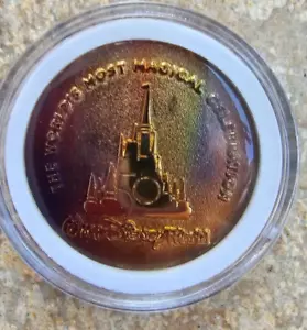 Walt Disney World 50th Anniversary Box Ltd rilascio moneta commemorativa iridescente - Foto 1 di 2