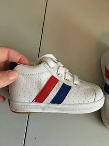 Keds Sz 6 White Canvas Shoes Blue Red Stripe Boy THO6307M Leather Walking Athlet - Picture 1 of 4