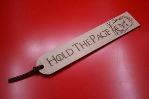 Wooden Bookmarks Game Of Thrones Hodor "Hold The Page" - Imagen 1 de 5