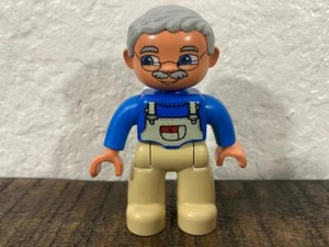 1x Lego Duplo Figurine Grandpa Beige Bib White Blue Hair Grey 9225 47394pb011a - Picture 1 of 4