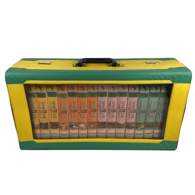 Korean Language 귀여운 동물 가족 Cute Animal Families Wildlife VHS Movies Tapes Box Set - Image 1 of 4