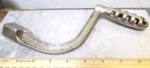 Vintage A72 Gusseisen Metall Herdgriff Kurbel Werkzeug, schöne Einrichtung für Hütte, Hütte - Bild 1 von 4