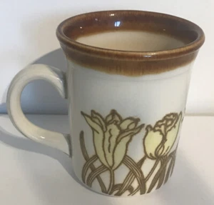 Vintage Biltons Stoneware Embossed Mug Tulip - Foto 1 di 4