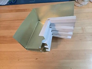 Set of 4 5" Gutter Box 90 ° Miter Inside Corner High Gloss White K Style - Picture 1 of 7