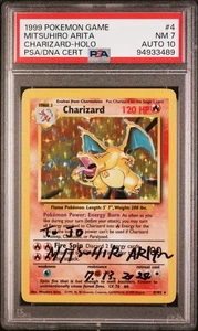1999 Pokemon Charizard 4/102 Holo Mitsuhiro Arita Signed Auto PSA 7/10 - Picture 1 of 2