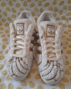 Adidas Originals Superstar Conchas Vanilleschuhe Turnschuhe Größe UK 9,5 neu ID1638 - Bild 1 von 12