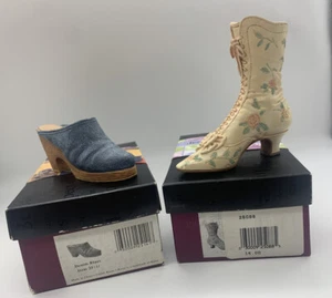 Just The Right Shoe Lot Of 2 Figurines Victorian Wedding Boot & Denim Blues a11 - Picture 1 of 11