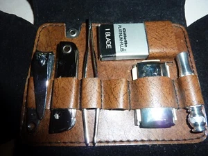 Vtg GILLETTE  Safety Razor Travel Kit Leather Case NEW NEVER USED - Picture 1 of 10