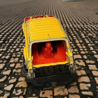 1984 Majorette Jeep Cherokee Big Chief 4x4 No 236 Red Interior & Dog Variant - Image 1 of 4