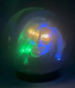 Gemmy animierte Hexe Geist Kugel beleuchtet sprechender Kopf Halloween. Funktioniert - Bild 1 von 6