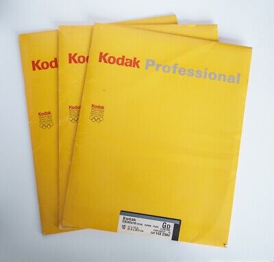 SCARCE KODAK EKTALURE B&W PAPER  11 X 14 / 30 SHEETS TOTAL / UNOPENED /  1997 • 58.04€