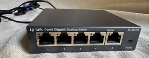 TP-Link 5 Port Gigabit Desktop Switch TL-SG105 - Picture 1 of 5