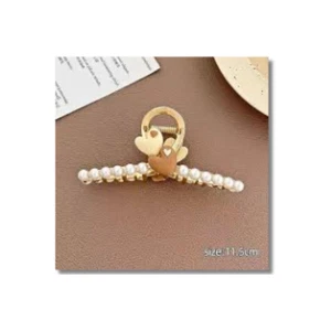 Pinza de pelo de perlas doradas con dijes de corazón - Horquilla decorativa de 11,5 cm - Imagen 1 de 4