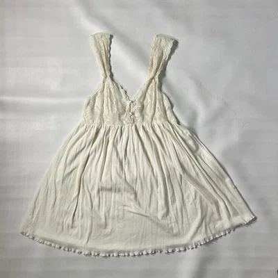 Camisola VICTORIAS SECRET Babydoll M etiqueta dourada acabamento superior de renda algodão off white - Imagem 1 de 4