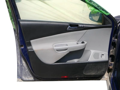 VW Passat 3C Variant 1x Türverkleidung Verkleidung Tür vorne links grau - Bild 1 von 4