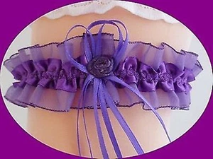 EDLES SATIN Strumpfband LILA / VIOLET Satinröschen mit Schleife BRAUT Handarbeit - Bild 1 von 3