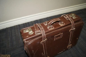 VINTAGE LEATHER CASE CARRY ON BAG LEATHER BAG LEATHER TRAVEL BAG - Picture 1 of 12