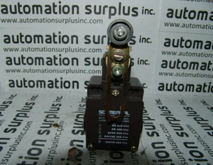 SCHMERSAL Z4V7H 355-11Z LIMIT SWITCH W/ ARMS *NEW *QUANTITY!! - Picture 1 of 3
