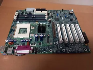 Intel D850GB LGA 423 4DIMM slot , 5 PCI AGP serial parallel. Missing CPU bracket - Picture 1 of 2