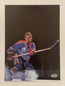 Wayne Gretzky HOF Autographed 8.5x 12 Book Page Photo EDMONTON OILERS PSA DNA - Picture 1 of 3
