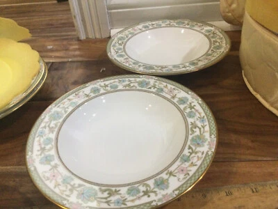 Noritake Bone China 9704 Sakura 2 pc rimmed soup bowls 8.25'' Floral - Image 1 of 4