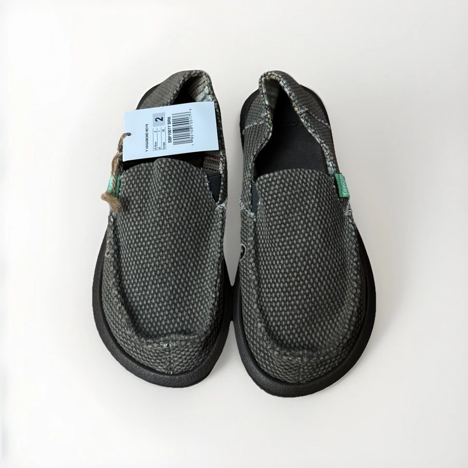 Sanuk NUEVO con Etiquetas Vagabundo Sin Cordones Jóvenes Niños Talla 2 M Zapatos Informales SBF1061Y BRN Foto 1 de 4