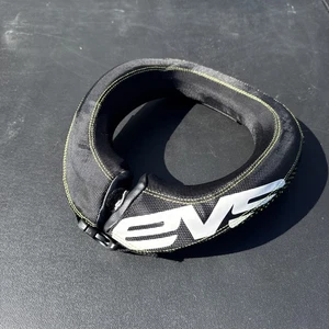 EVS - Soporte para cuello de karting R2 - Rollo de soporte para cuello de kart - RC2 para jóvenes y adultos - Imagen 1 de 8