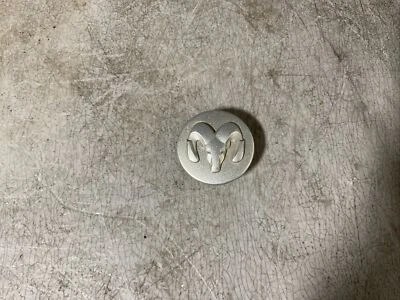 Центральный колпак 2003-2010 Dodge Charger Grand Caravan Stratus Magnum!!!!! - Изображение 1 из 4