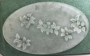 Frosted Oval Glass Platter w/ Etched Flowers Heavy/Thick Serving Plate 16"X10" - Picture 1 of 9