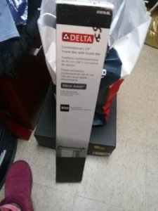 Nib DELTA Contemporary 24" Towel Bar With assist Bar Matte Black - Picture 1 of 2