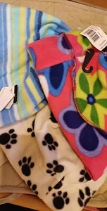 3 X CHILD FLEECE DOG PAW HAT FLOWER STRIPE HORSE PONY YARD Wear- BNWT - Picture 1 of 4