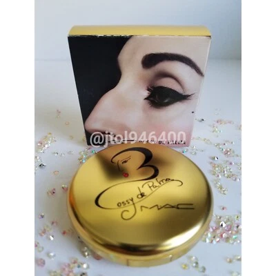 Mac Prep Prime Transparent Finishing Pressed Powder Limited Edition  - Image 1 of 4